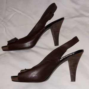 Vera Wang Exposed Dark Brown Slingback Peep Toes‎